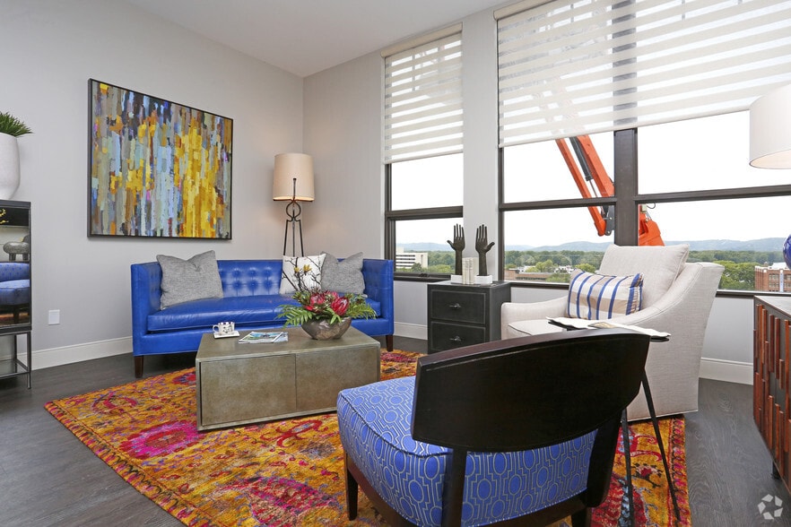 More Photos Of 323 State St, La Crosse Apartments For Sale