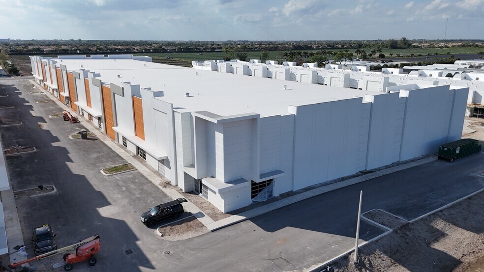 More Photos Of 8289 Boynton Beach Blvd, Boynton Beach Unknown For Lease