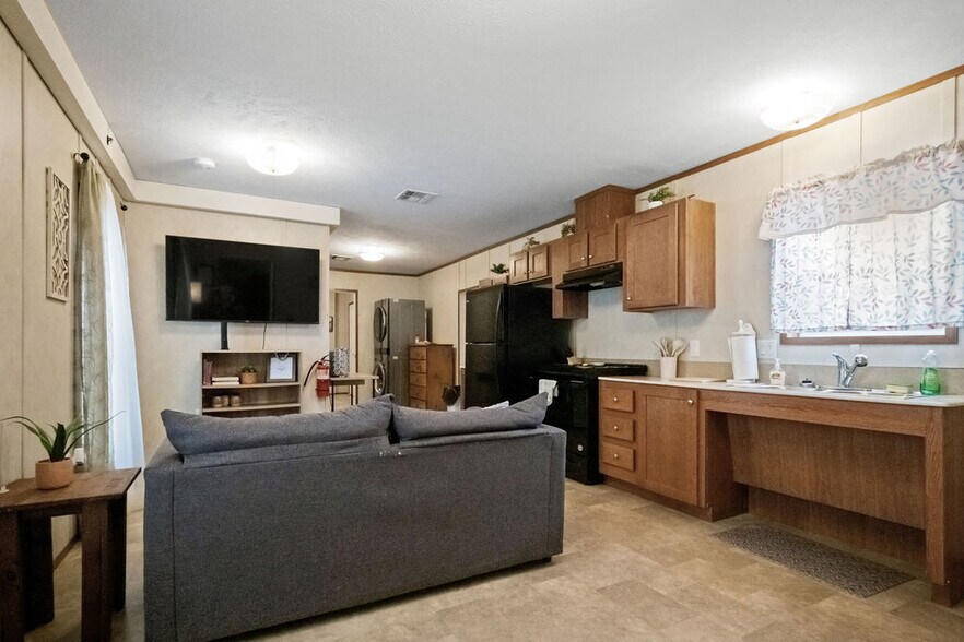 More Photos Of 2659 2nd St, Hurricane Manufactured Housing Mobile Home Park For Sale