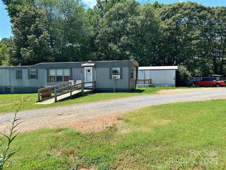 Primary Photo Of 301-305 Turner St, Lincolnton Manufactured Housing Mobile Home Park For Sale