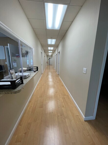 More Photos Of 806 E Main St, Riverhead Medical For Lease