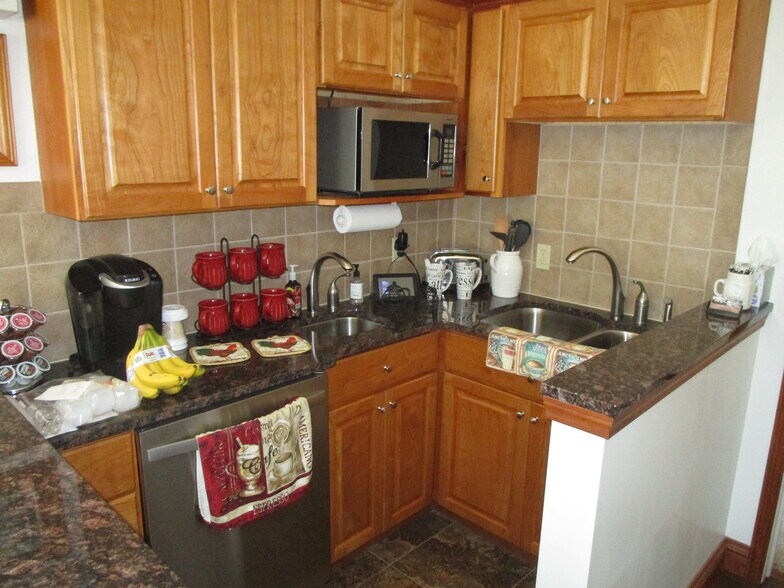 More Photos Of 6796 Madison St, New Tripoli Apartments For Sale