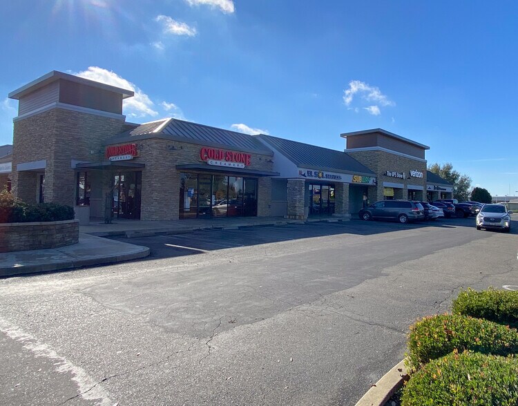 More Photos Of 1449 E F St, Oakdale Unknown For Sale