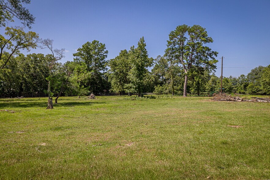 More Photos Of 26298 Hwy 105 W, Montgomery Land For Sale