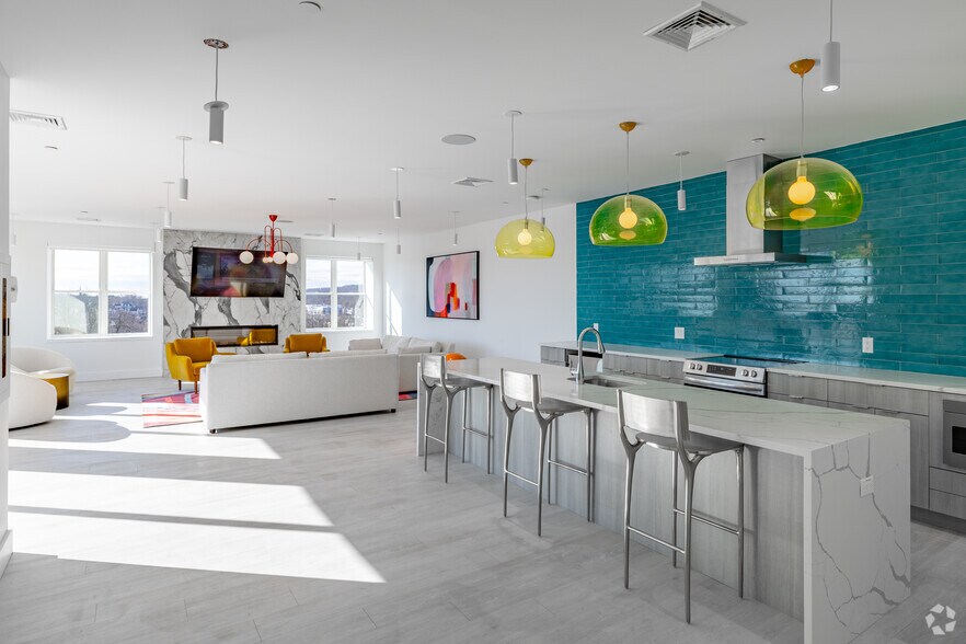 More Photos Of 475 Main St, Orange Apartments For Lease