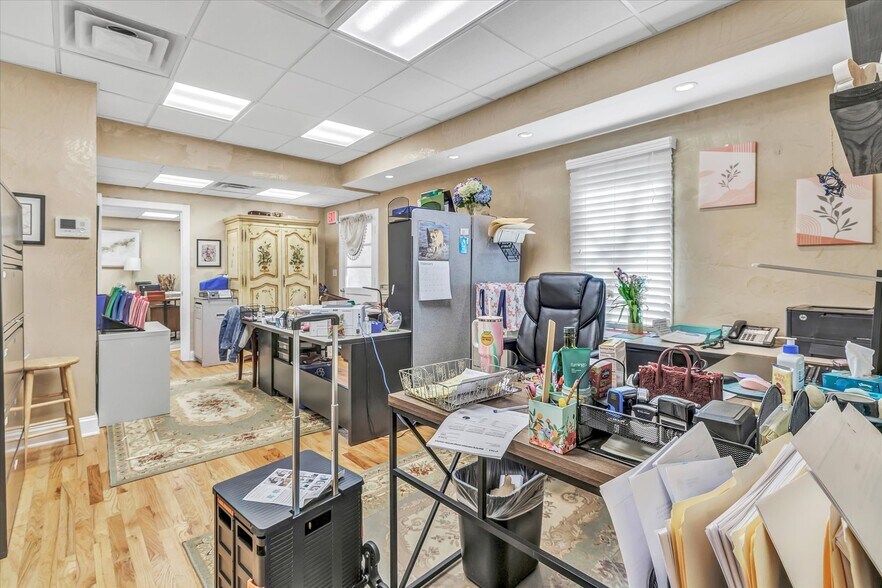 More Photos Of 657 Orange Center Rd, Orange Office For Sale