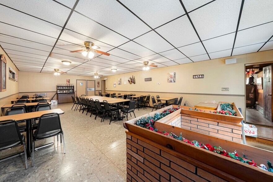 More Photos Of 46 Marion St, Port Reading Restaurant For Sale