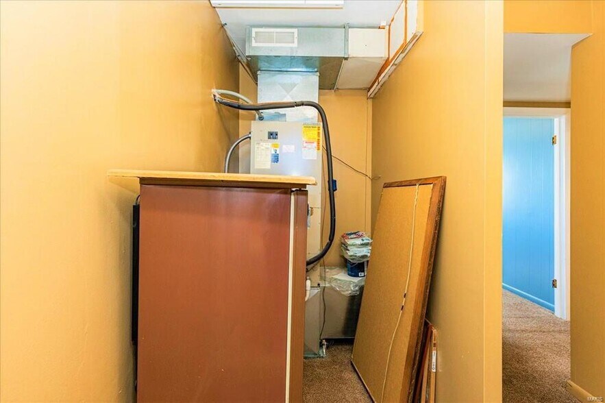 More Photos Of 9979 Watson Rd, Saint Louis Storefront Retail Office For Sale