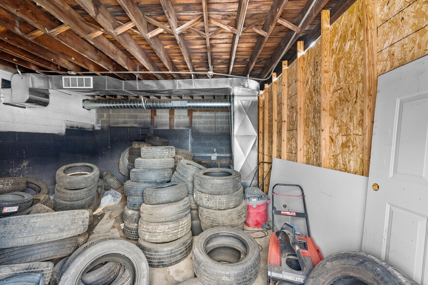 More Photos Of 11435 Schaefer Hwy, Detroit Warehouse For Sale