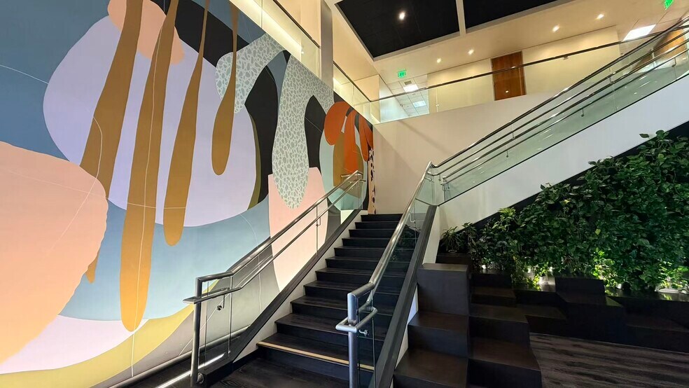 More Photos Of 4590 MacArthur Blvd, Newport Beach Office For Lease
