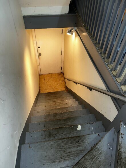 More Photos Of 28-30 Sexton St, New Britain Apartments For Sale