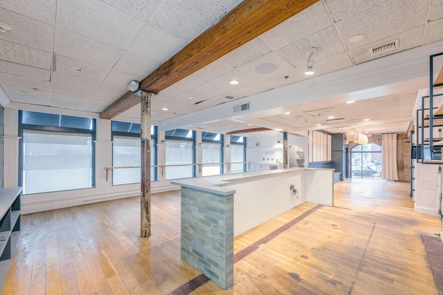 More Photos Of 334 S Water St, Providence Restaurant For Sale