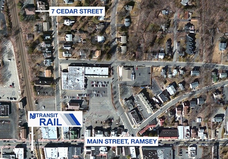 More Photos Of 7 Cedar St, Ramsey Office For Lease