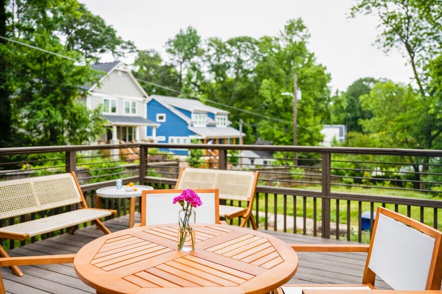 More Photos Of 120 Howard St SE, Atlanta Multifamily For Sale