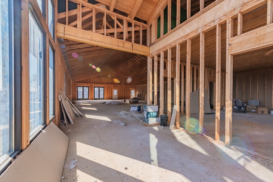 More Photos Of 3846 State Route 31, Donegal Freestanding For Lease