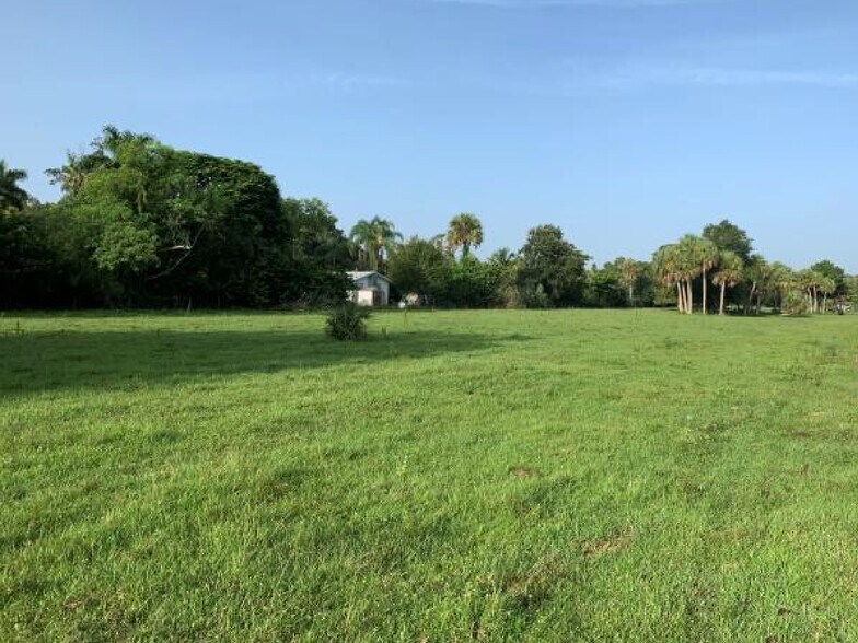 More Photos Of 621 Ortiz Ave, Fort Myers Land For Sale