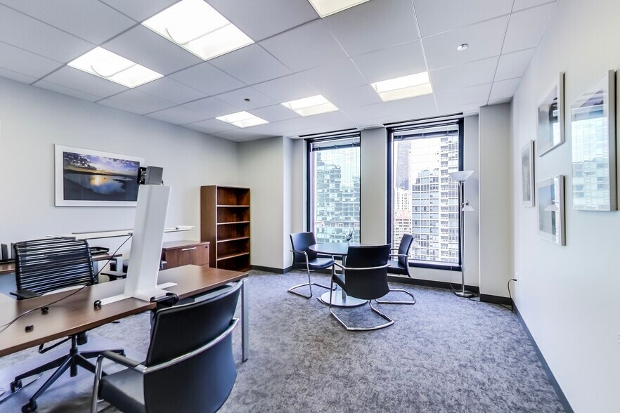 More Photos Of 455 N Cityfront Plaza Dr, Chicago Office For Lease