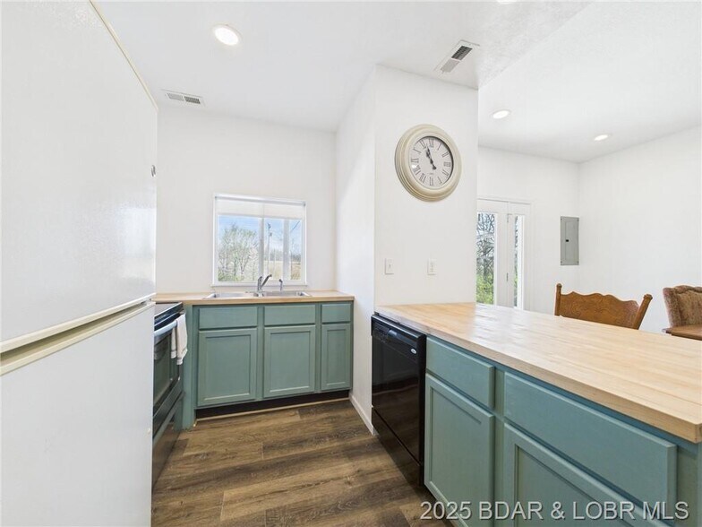 More Photos Of 310 N Main St, Gravois Mills Office Residential For Sale