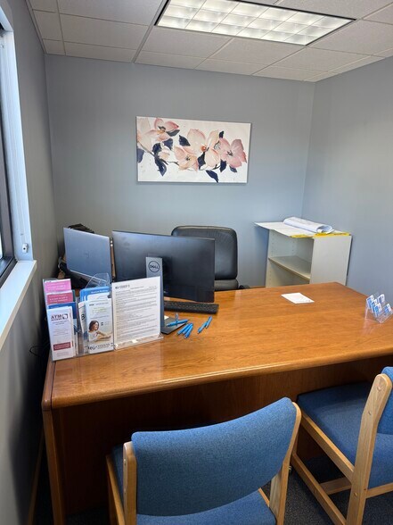 More Photos Of 118 N Broadway St, Stanley Bank For Sale