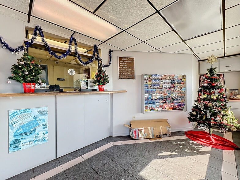 More Photos Of 307 E Vine St, Kissimmee Hotel For Sale