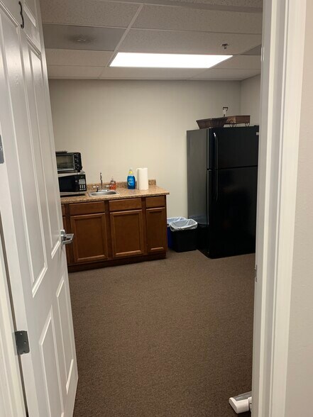 More Photos Of 25102 Jefferson Ave, Murrieta Medical For Lease