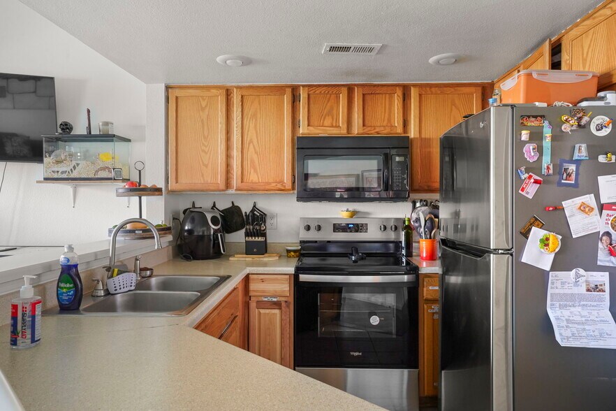 More Photos Of 359 Warren Ave, Silverthorne Apartments For Sale