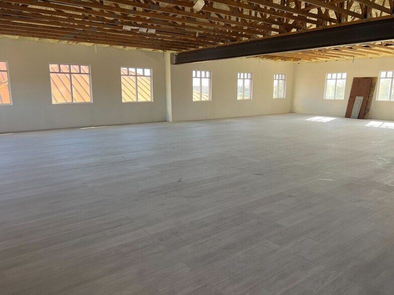 More Photos Of 6517 Chase Oaks Blvd, Plano Medical For Lease