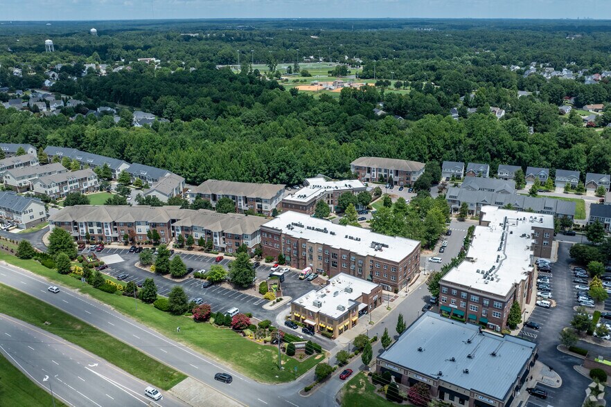 More Photos Of 1001 Hayes Ln, Holly Springs Apartments For Lease