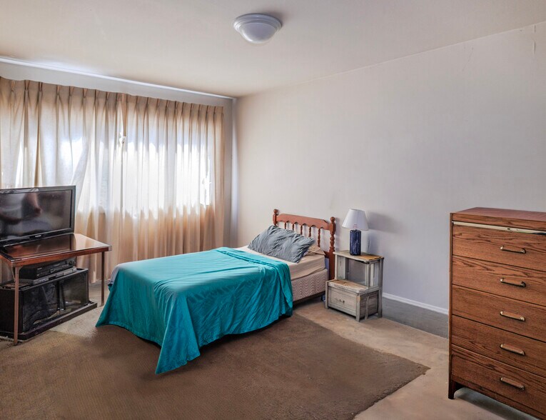 More Photos Of 725-731 Hillside blvd, Daly City Apartments For Sale