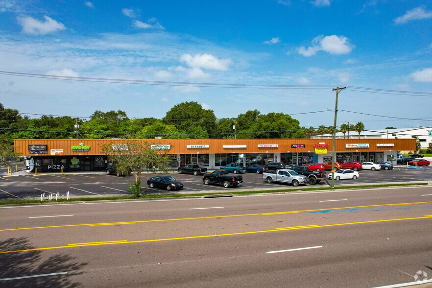 More Photos Of 101 W Morgan St, Brandon General Retail For Lease