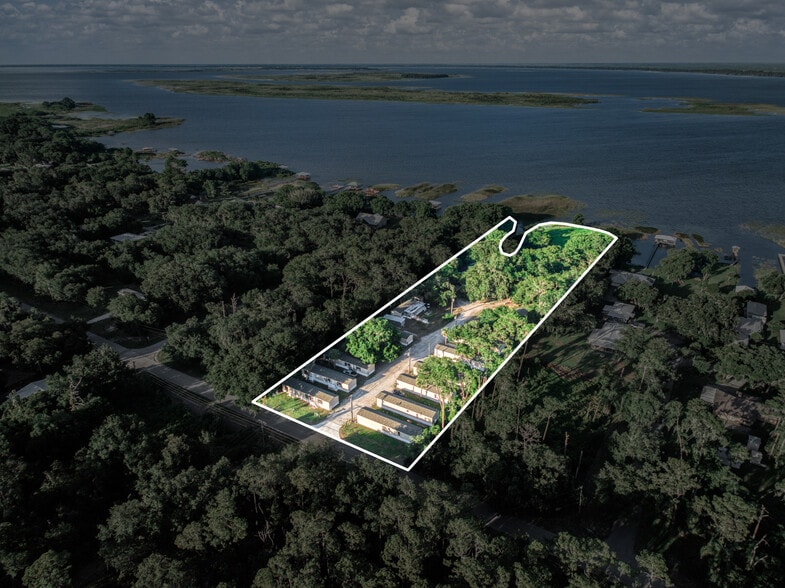 More Photos Of 44 Crawford Dr, Lake Placid Manufactured Housing Mobile Home Park For Sale