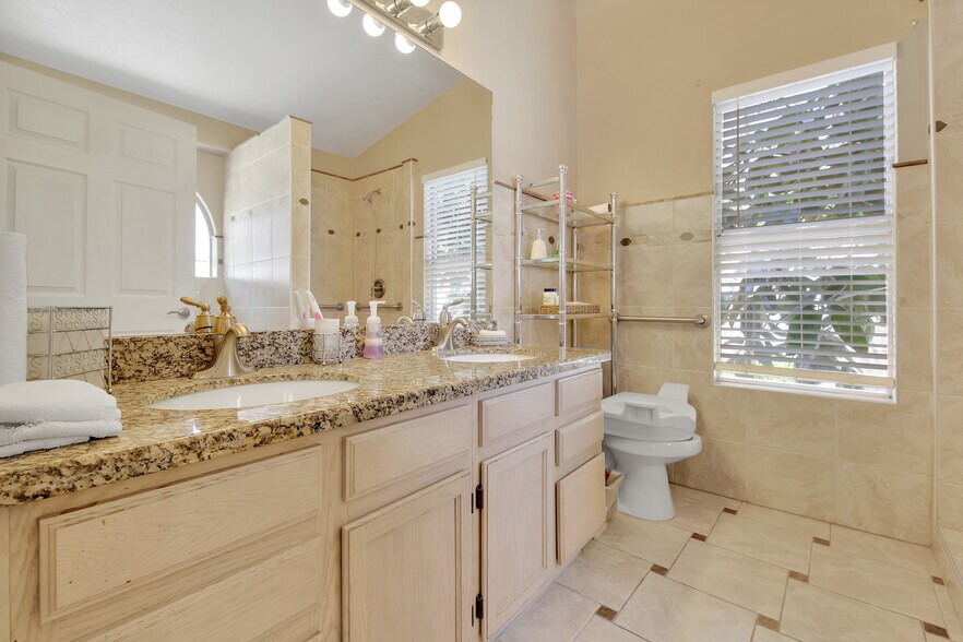 More Photos Of 7861 W Brown St, Peoria Assisted Living For Lease