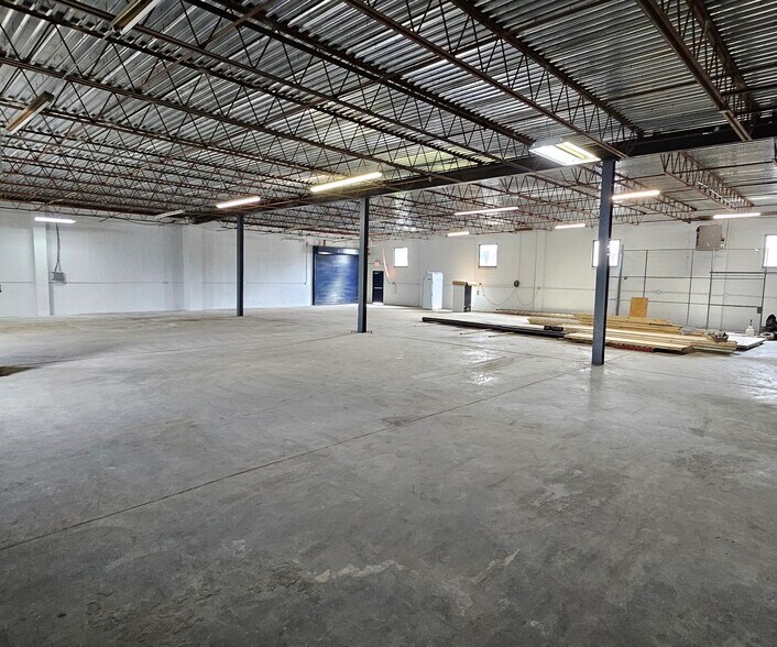 More Photos Of 6624 Quad Ave, Rosedale Industrial For Sale