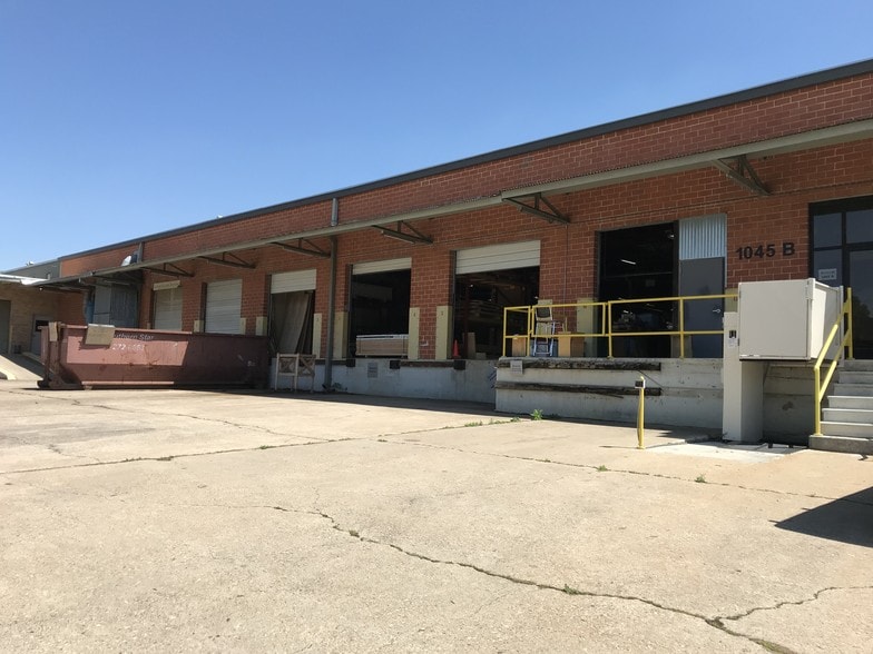 More Photos Of 1045 Reinli St, Austin Manufacturing For Lease
