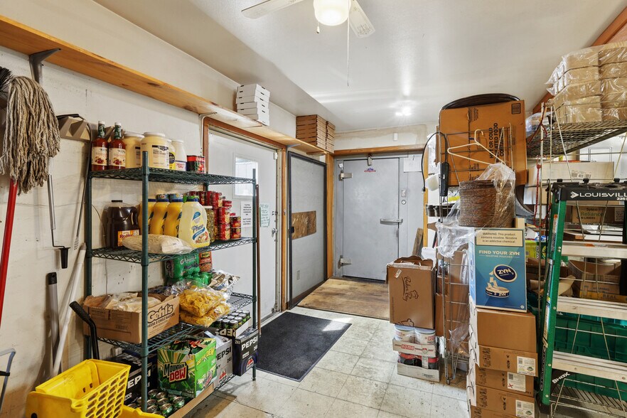 More Photos Of 309 Trail St, La Valle Restaurant For Sale
