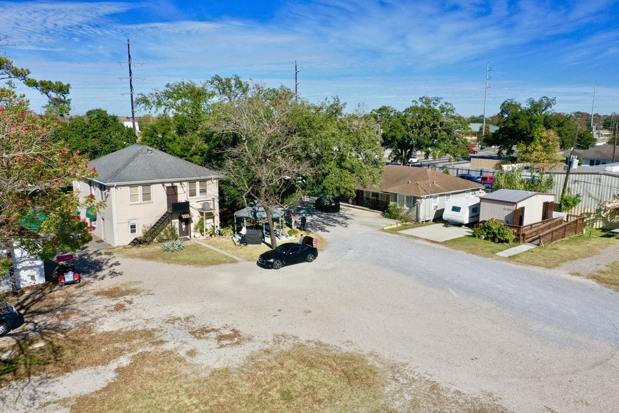 7500 Chef Menteur Hwy, New Orleans, LA 70126 Apartments For Sale