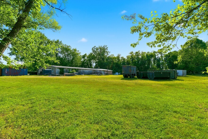 More Photos Of 26 Megill Rd, Farmingdale Industrial For Sale