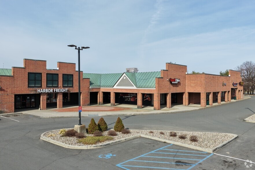 More Photos Of 1770 Central Ave, Colonie Unknown For Lease