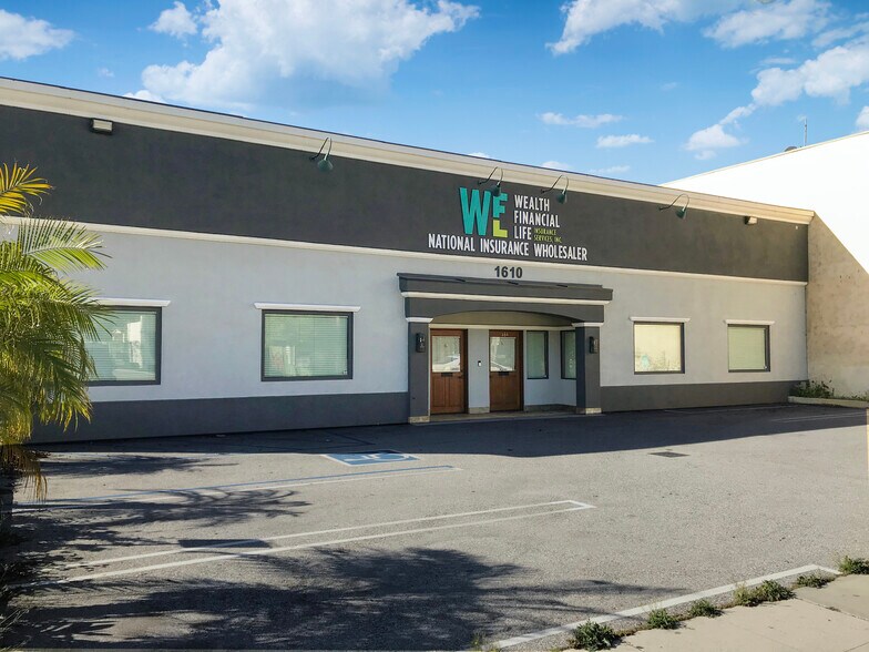 More Photos Of 1610 W Burbank Blvd, Burbank Storefront Retail Office For Lease