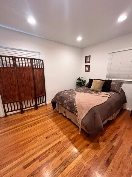 More Photos Of 2297 Glendale Blvd, Los Angeles Multifamily For Sale