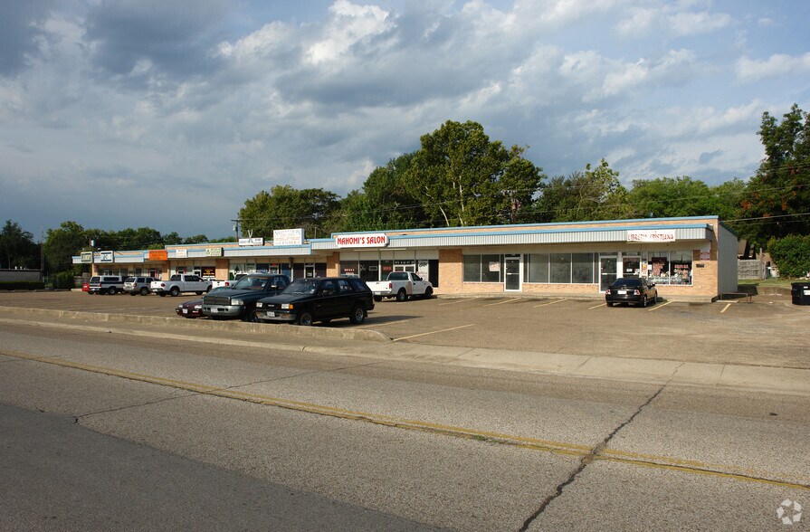 Primary Photo Of 2901 S 5th St, Garland Unknown For Lease