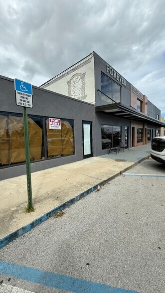 Primary Photo Of 825 SE 9th St, Deerfield Beach Storefront For Lease