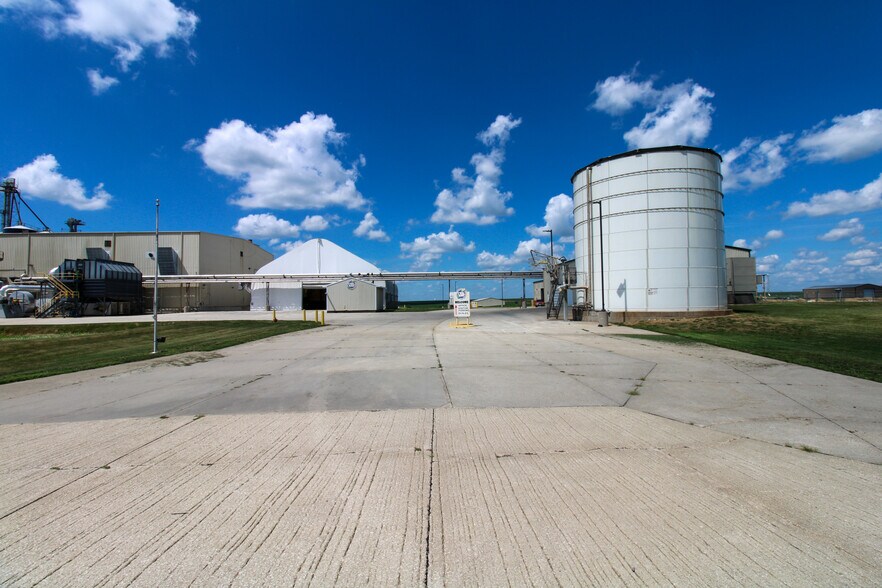 More Photos Of 6059 159th St, Galva Food Processing For Sale