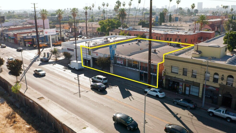 More Photos Of 5612-5616 Santa Monica Blvd, Los Angeles General Retail For Lease