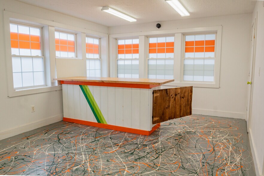 More Photos Of 222 Gray Rd, Cumberland Manufacturing For Sale
