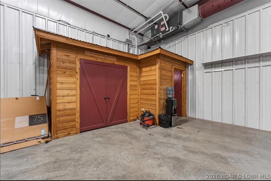 More Photos Of 3737 Antioch Lane, Osage Beach Warehouse For Lease