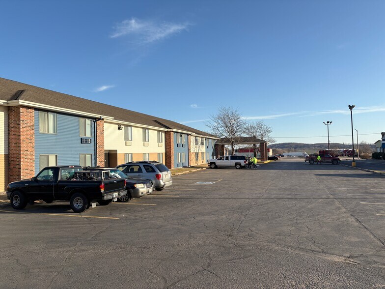 More Photos Of 2115 E Main St, Reedsburg Hotel For Sale