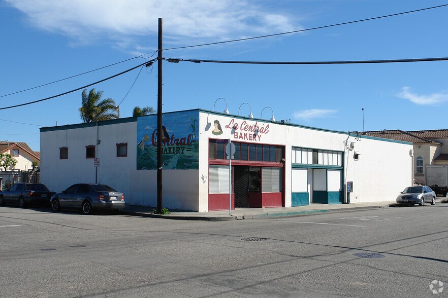 More Photos Of 600 Meta St, Oxnard Freestanding For Sale