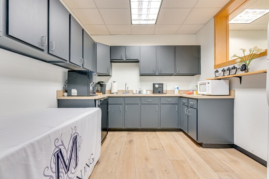 More Photos Of 107 Kenner Ave, Nashville Freestanding For Lease