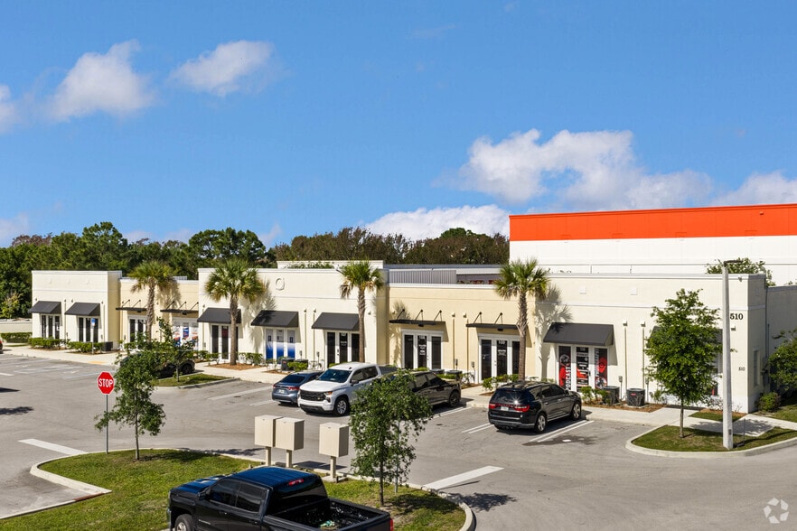 More Photos Of 500 NW University Blvd, Port Saint Lucie Unknown For Lease